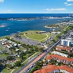 Broadwater Villa Southport