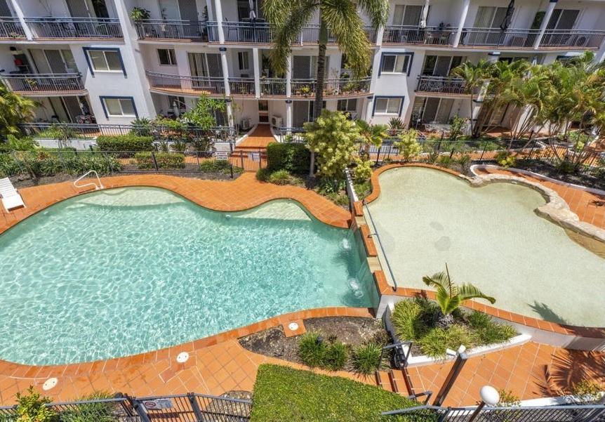Broadwater Southport Apartment